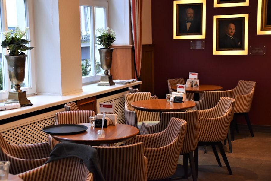 La salle du bistrot, vingt couverts